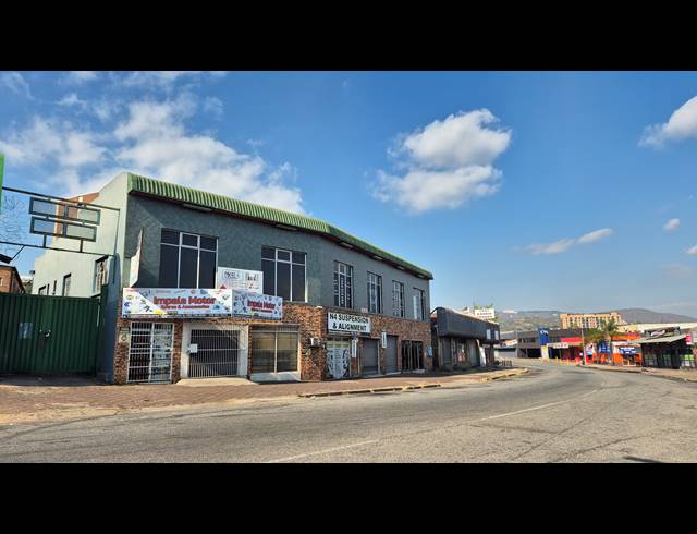 1,190M² RETAIL FOR SALE IN SONHEUWEL